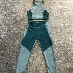 Outdoor Voices + Madewell workout set. In great condition!!